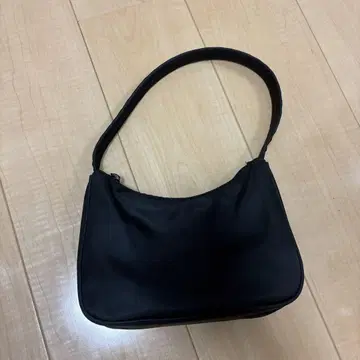 블랙 핸드백