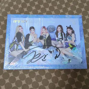 ITZY IT'z ICY 예지 친필 사인 앨범 미개봉