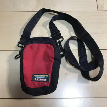 USA제 엘엘빈 숄더 파우치