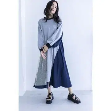 오즈모시스 메쉬 절개 원피스