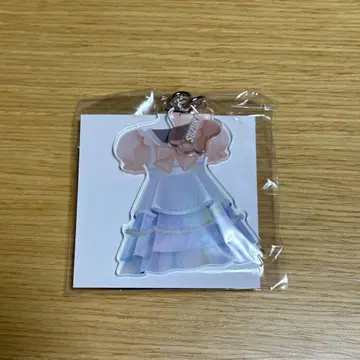 진세이 스즈카 의상 아크릴 키링