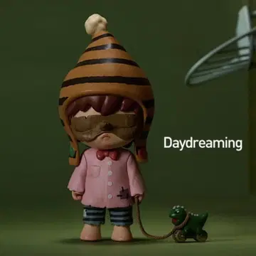 POPMART Hirono / Daydreaming