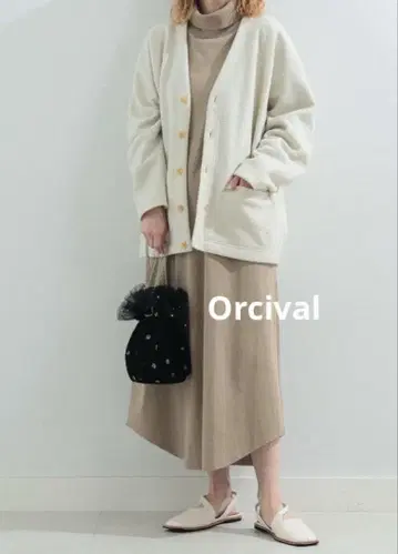ORCIVAL 레이빔즈 별주 울 저지 V넥 가디건