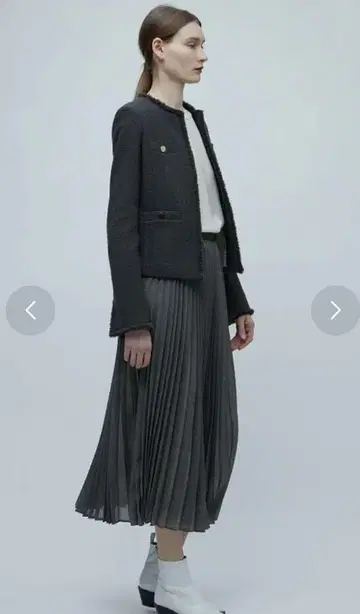 BEIGE 베이지 MOYE 플리츠 스커트