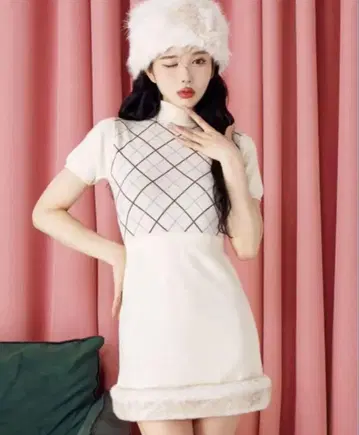 택 포함 새상품 Darich 체크 퍼 니트 미니 원피스