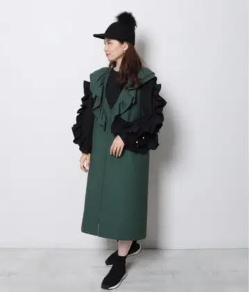 베로폰나 가을/겨울 숄더 프릴 원피스 베스트 일본제