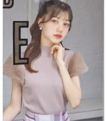 토코 클로젯 tocco closet 퍼 슬리브 절개 니트 풀오버