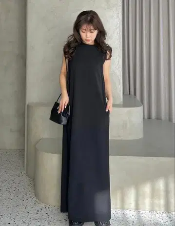 Mila Owen 크루넥 Wst 스트레이트컷 OP