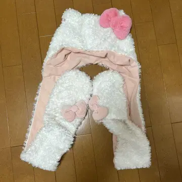 USJ 키티 머플러 캡