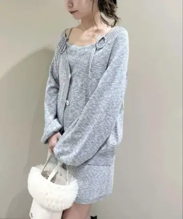 [ 새상품급 ] LILYBROWN 3피스 니트 셋업 F