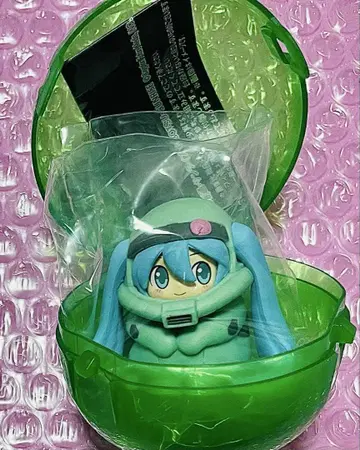 건담 미쿠 기념 콜라보 가챠 자쿠 앉아