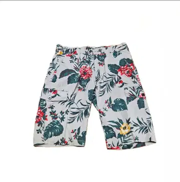 Le coq sportif 플로럴 패턴 숏팬츠 QG8596