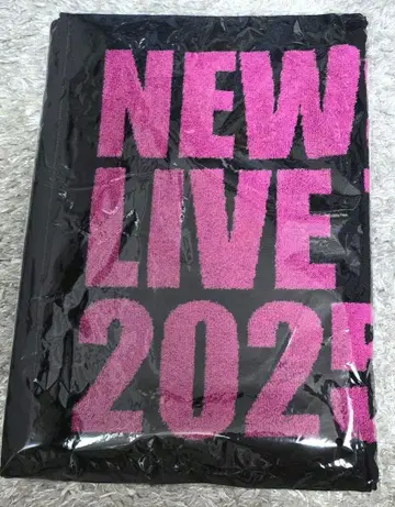 NEWS LIVE TOUR 2025 변신 타월