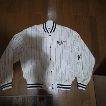 Starter Yankees 스트라이프 바시티 자켓 L 사이즈