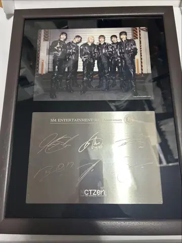 NCT 127 기념일 플레이트