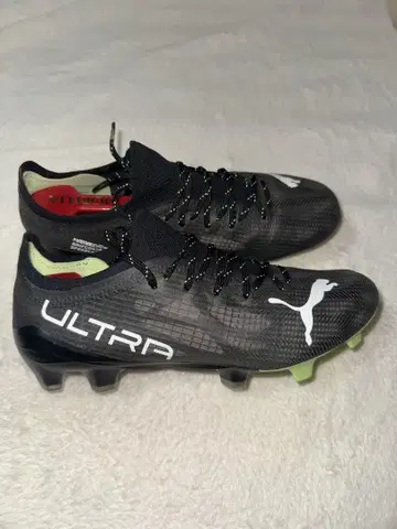 PUMA 울트라 축구화 스파이크 블랙/그린