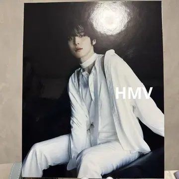 ATEEZ 유노 패널