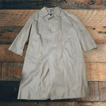 DAKS 트렌치코트 체크 무늬