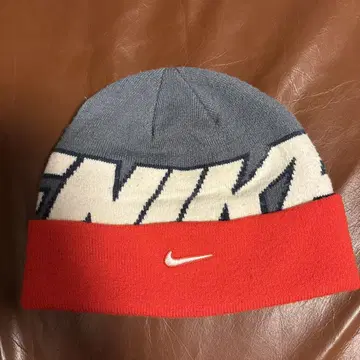 [ 00's ] NIKE 니트 모자 빨간색 택 자수 로고 vintage