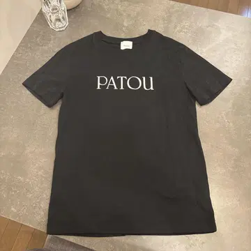 정품 PATOU 블랙 로고 T셔츠