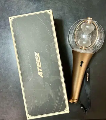 ATEEZ 응원봉