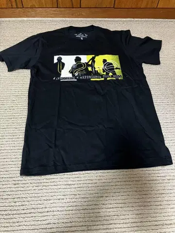 미사용 U2 Experience Tour 2015 셔츠