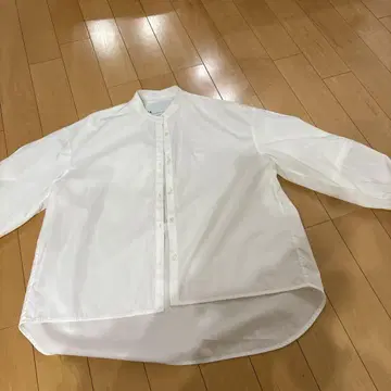 TICCA 블라우스