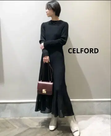 [ CELFORD ] 밑단 시어 리브 니트 원피스