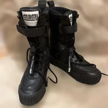Marc Jacobs 블랙 부츠