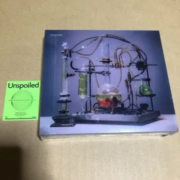 kroi / Unspoiled CD + Live DVD