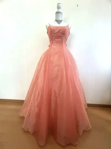 DRESSBLACK 핑크 컬러 드레스 슬리브리스 큰 리본