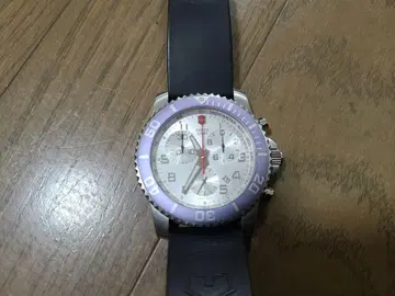 VICTORINOX SWISS ARMY 크로노그래프 손목시계