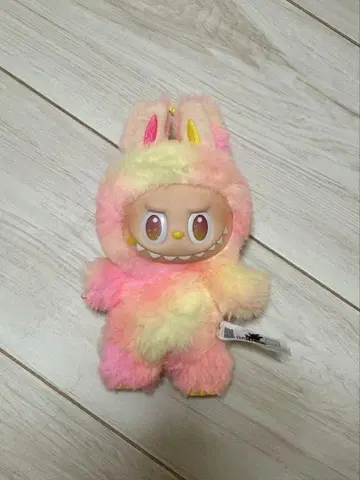 POPMART THE MONSTERS Big into Energy
