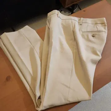 감동 팬츠 우먼