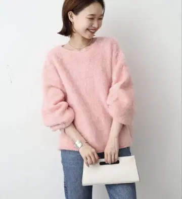 모헤어 샤기 니트 풀오버