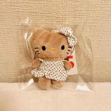 미개봉 새상품 me% 로리즈팜 일광화상 키티 키링 도트