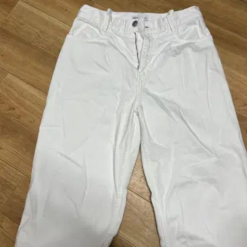 ZARA 화이트 데님 팬츠 EUR 36