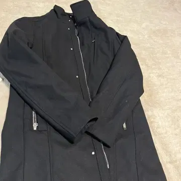 ZARA 블랙 트렌치코트