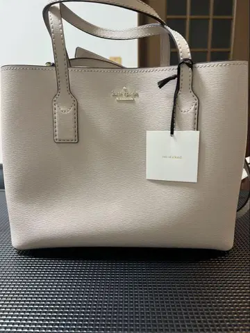 Kate Spade 베이지 미니 토트백