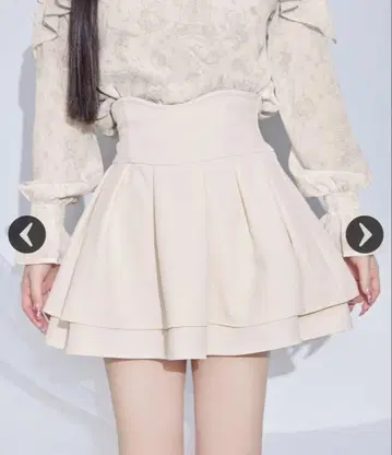 미셸 마카롱 슬림 레그 스커트