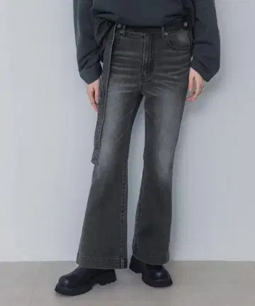 JEANASIS 벨트 포함 플레어 데님