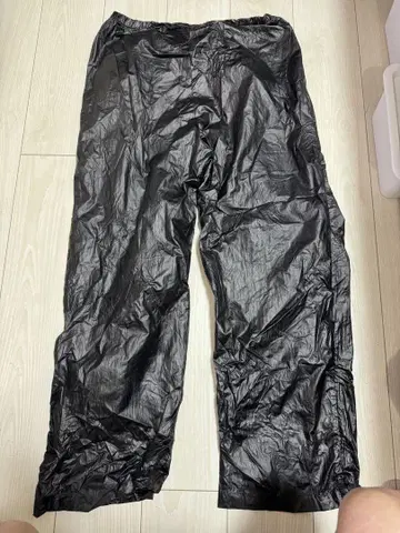 ZARA 샤이니 팬츠 나일론 팬츠