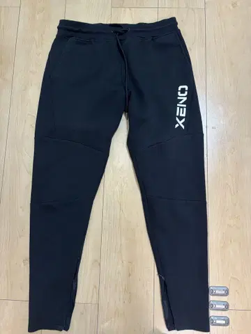 XENO 블랙 조거 팬츠