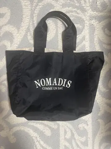NOMADIS 블랙 토트백 미사용 새상품 택 없음
