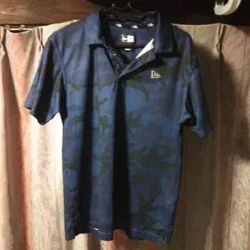 New Era 네이비 카모플라주 피케 셔츠