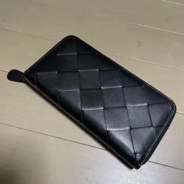 새상품급 노브랜드 인트레차트 롱 지갑 빅 체크