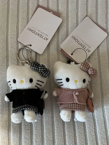 LOWRYS FARM HELLO KITTY 토이 키링 세트 판매