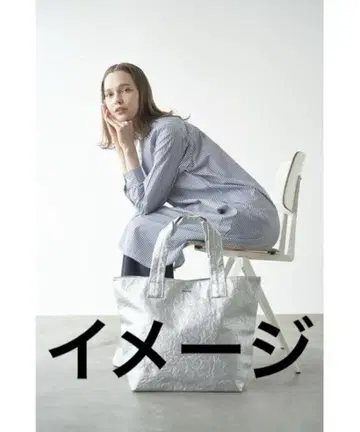 ZUCCa 엠보싱 토트백