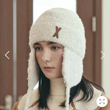 VARZAR VA 패치 플라이니트 비니