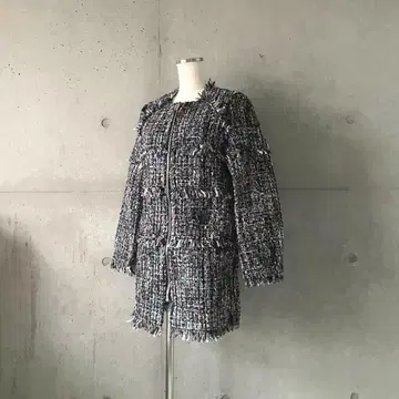 택 포함 새상품 믹스 트위드 반짝이 노카라 롱 자켓